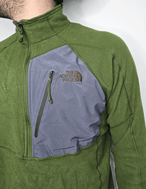 The North Face - Half-Zip Fleece Sweater - M